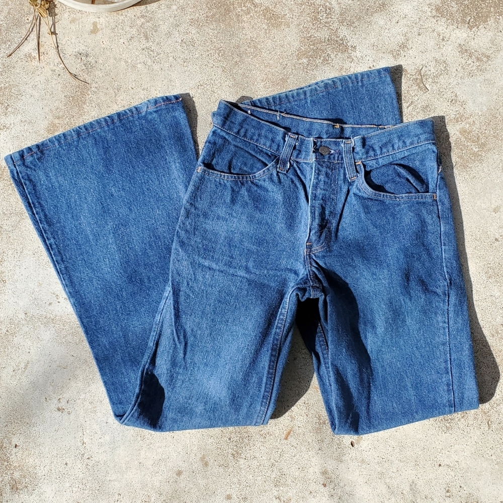 70s Levi Vintage Bellbottoms 💙